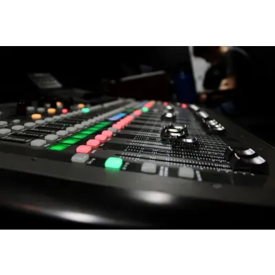 Behringer X32 Digital Mixer Package